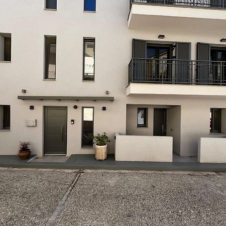 De Bosset Suites Kefalonia Аргостолион Екстериор снимка